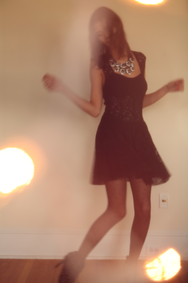 Lais Dancing for Urban Outfitters 2009